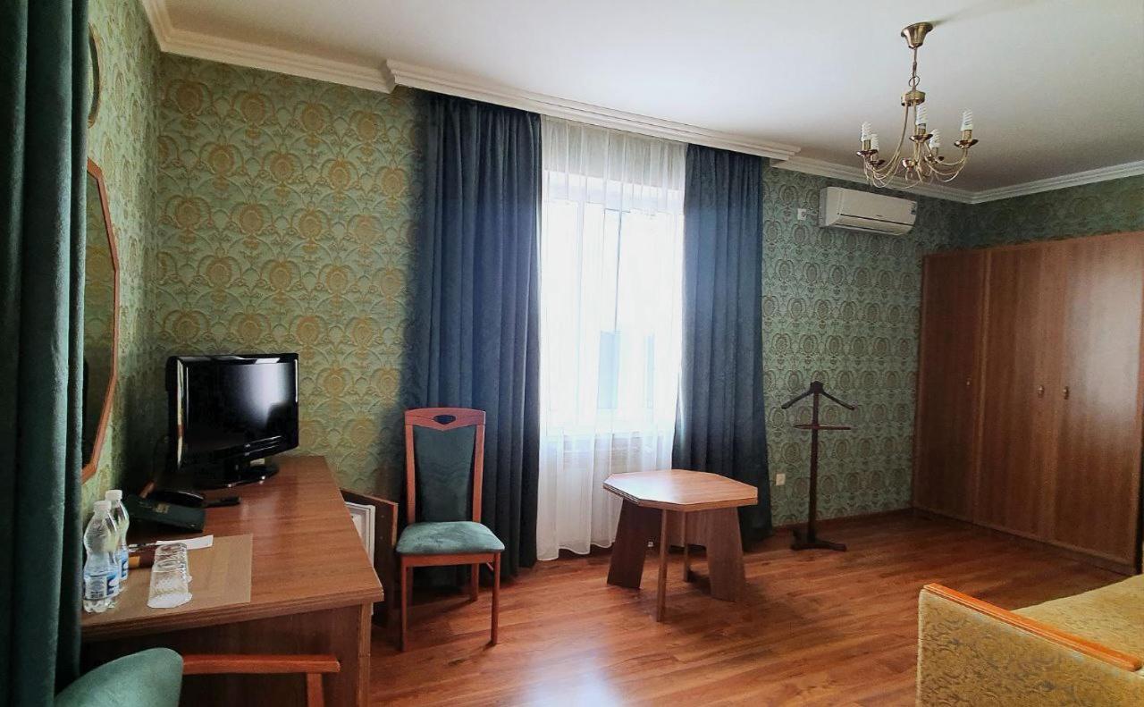 Hermes Resort Hotel With Medical Treatment Truskavec' Esterno foto