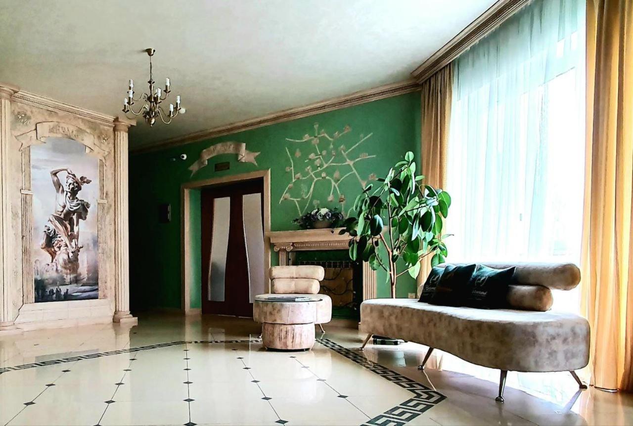 Hermes Resort Hotel With Medical Treatment Truskavec' Esterno foto